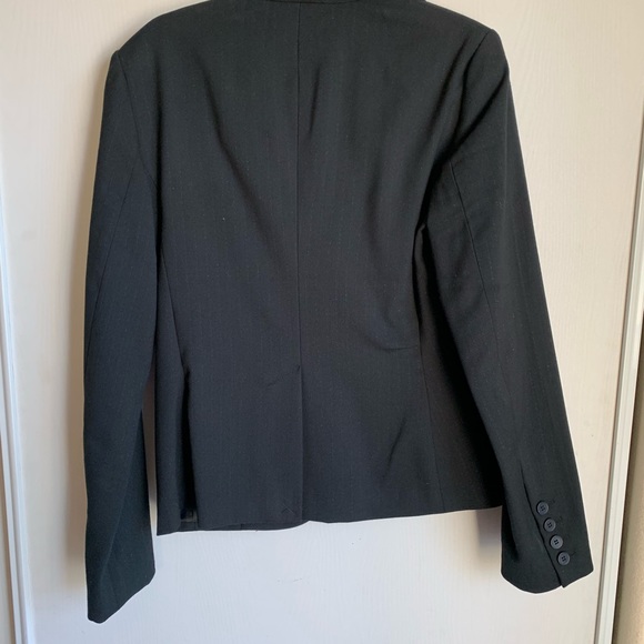 Suit - top - Picture 3 of 4